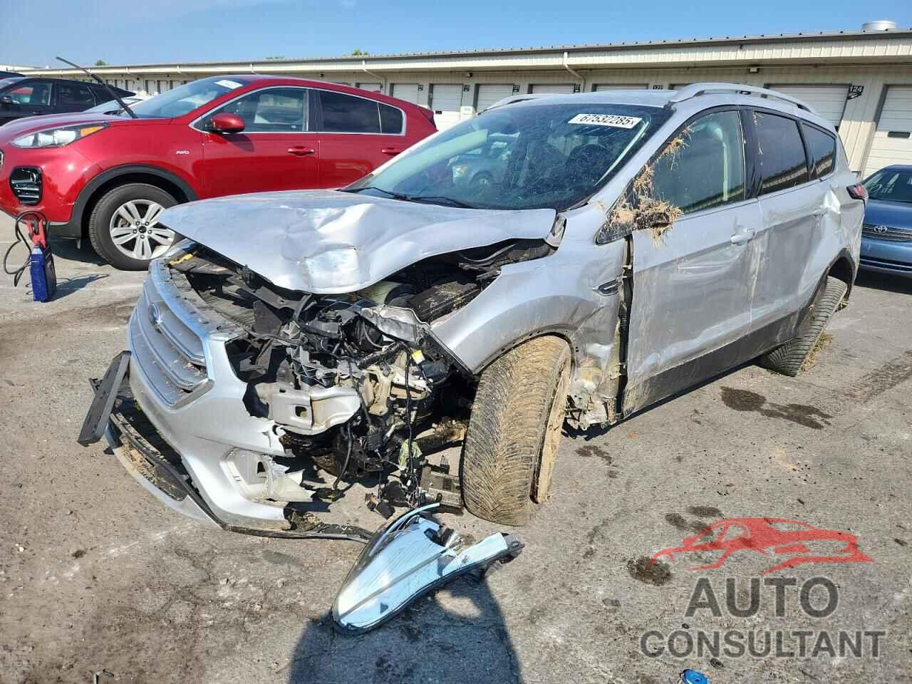 FORD ESCAPE 2017 - 1FMCU9J98HUE18387