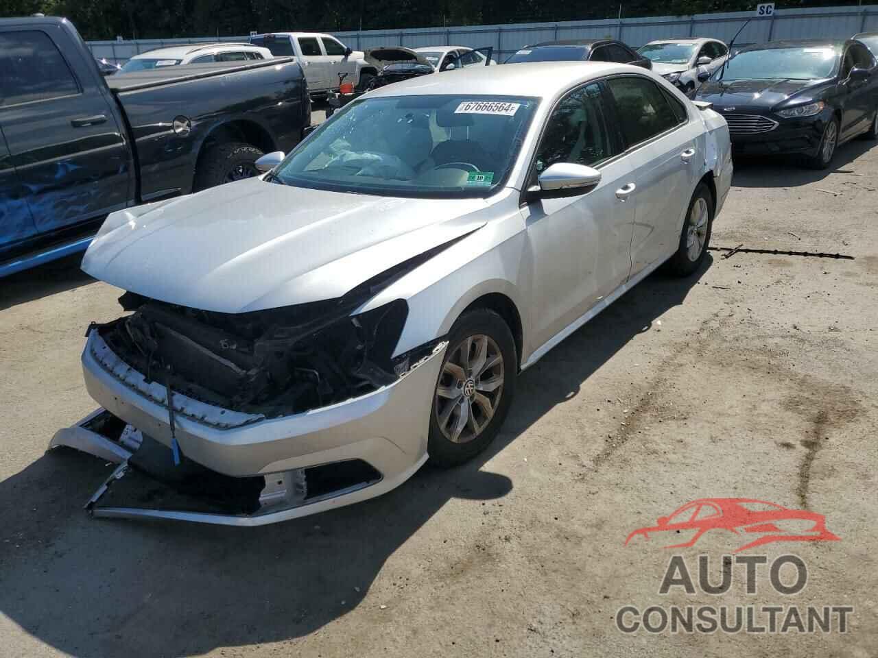 VOLKSWAGEN PASSAT 2018 - 1VWAA7A34JC026827