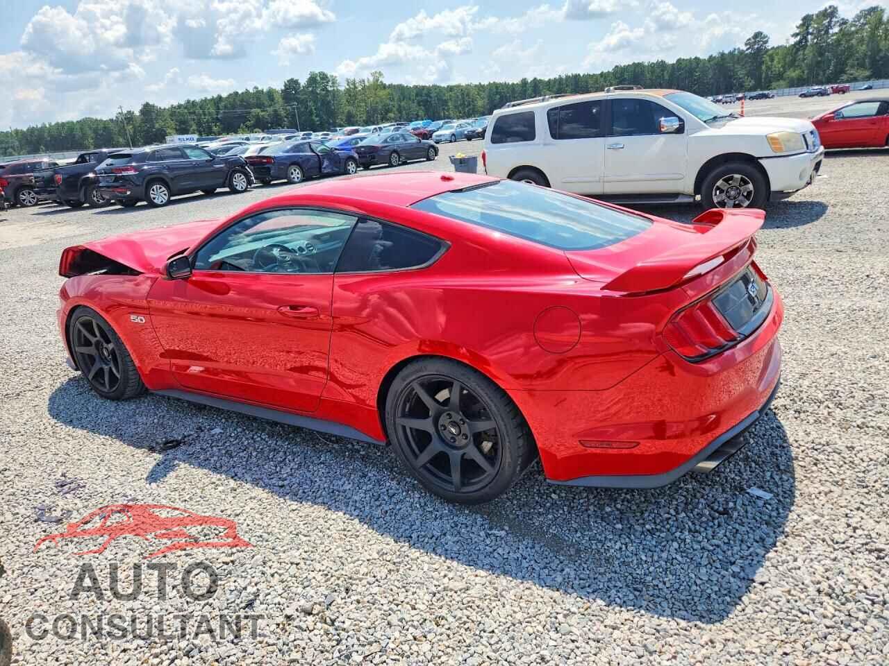 FORD MUSTANG 2019 - 1FA6P8CF9K5152617