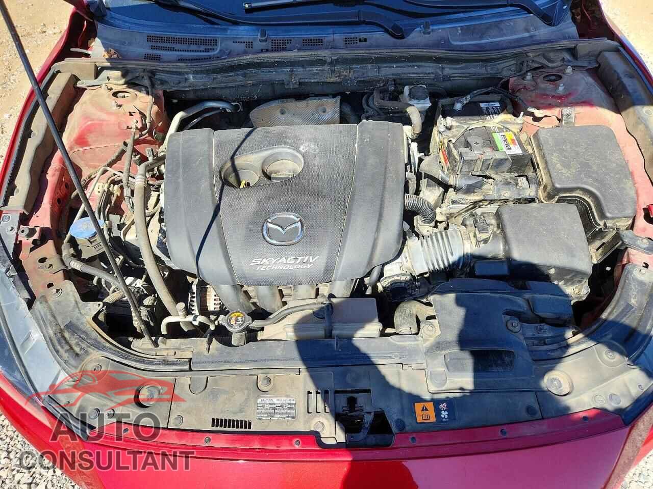 MAZDA 3 2018 - 3MZBN1V32JM256428
