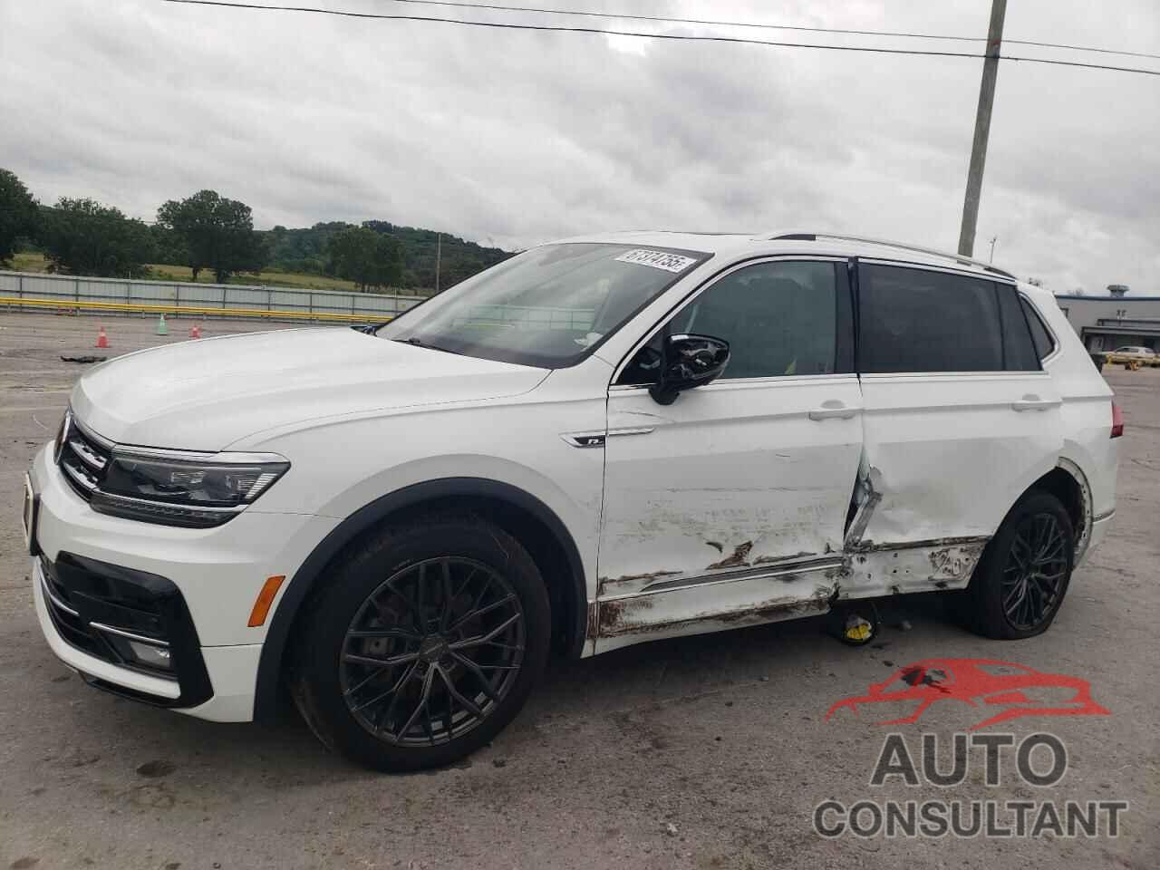 VOLKSWAGEN TIGUAN 2018 - 3VV4B7AX4JM219317