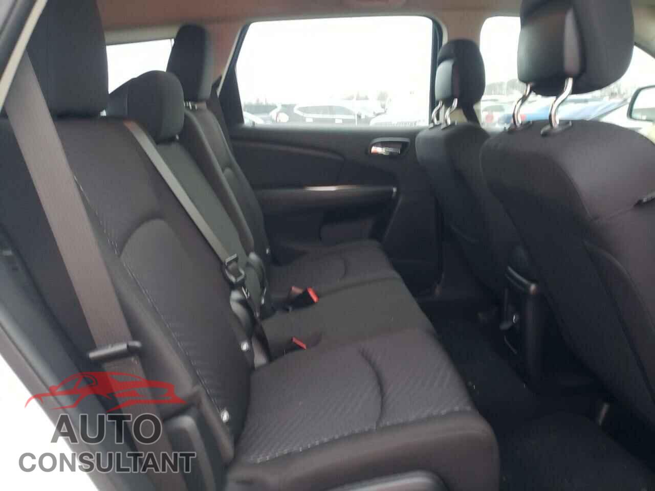 DODGE JOURNEY 2018 - 3C4PDCAB2JT170692
