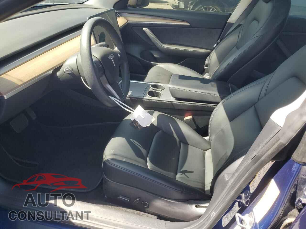 TESLA MODEL 3 2021 - 5YJ3E1EB2MF070928