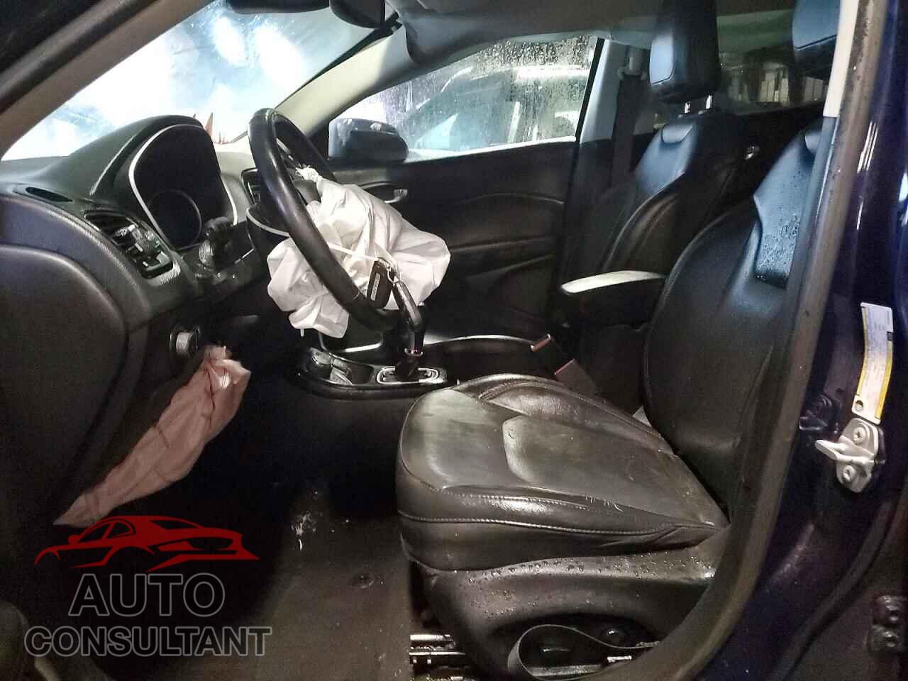 JEEP COMPASS 2019 - 3C4NJDCB1KT656902