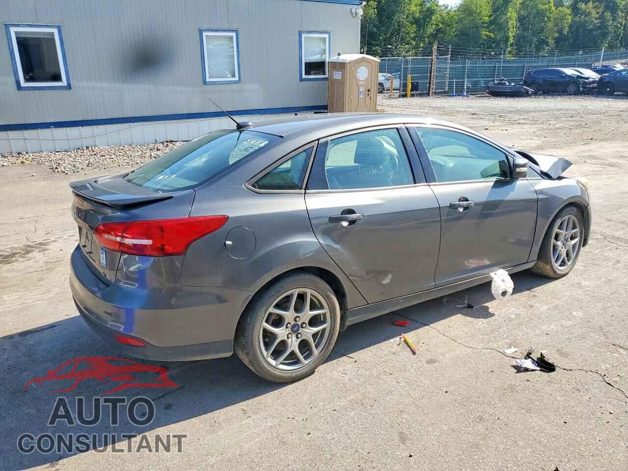 FORD FOCUS 2015 - 1FADP3F20FL264968