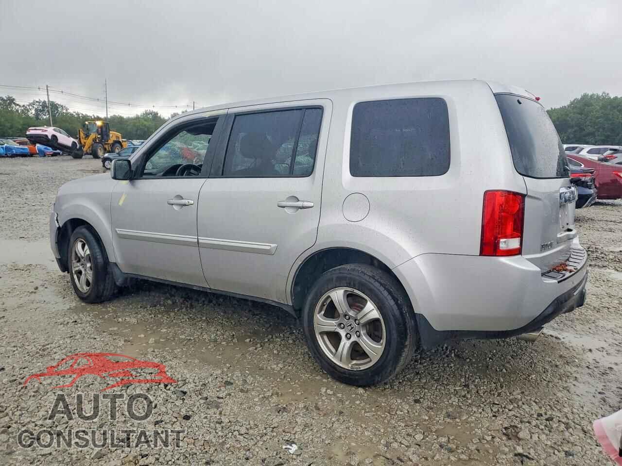HONDA PILOT 2015 - 5FNYF4H55FB062612