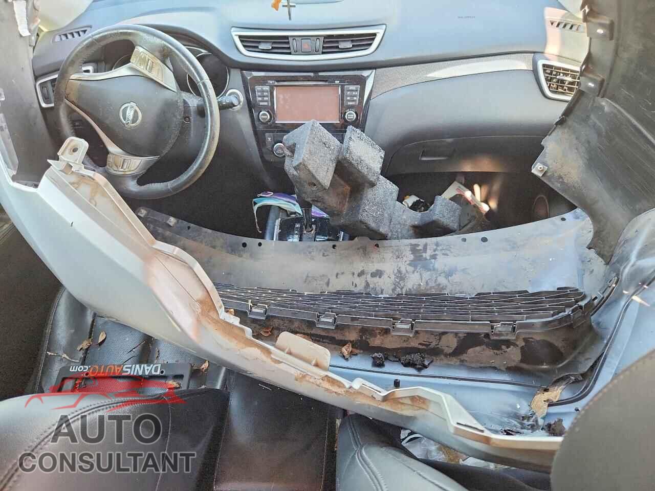 NISSAN ROGUE 2015 - 5N1AT2MV2FC876830