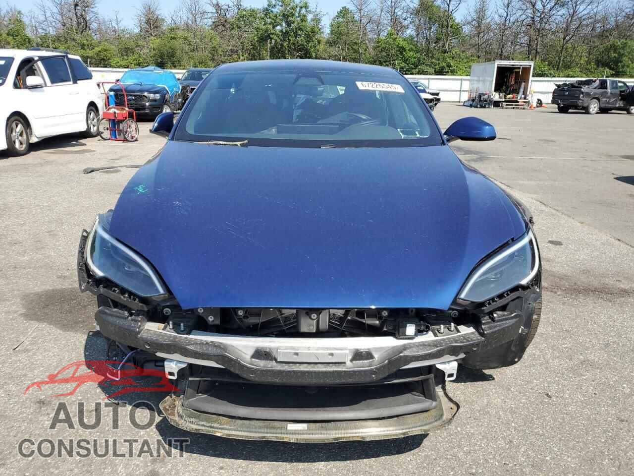TESLA MODEL S 2022 - 5YJSA1E57NF473158
