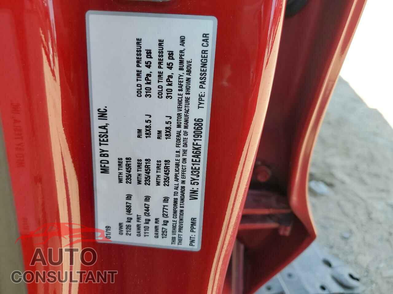 TESLA MODEL 3 2019 - 5YJ3E1EA6KF190686