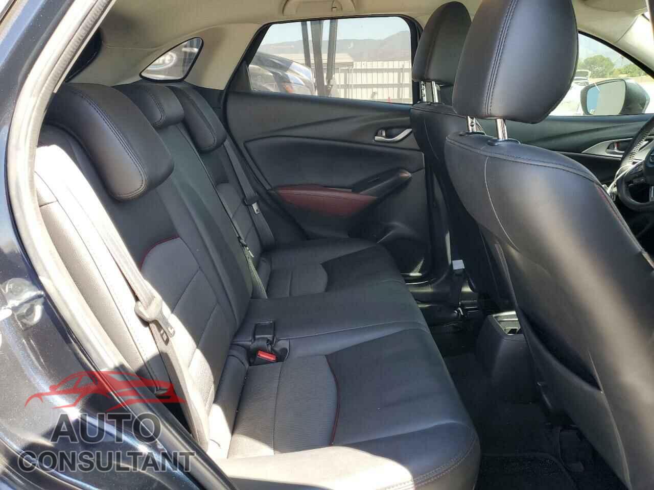 MAZDA CX-3 2017 - JM1DKDC72H0166480