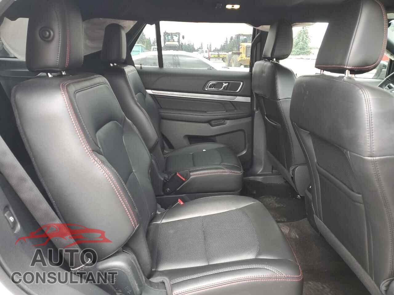 FORD EXPLORER 2018 - 1FM5K8GT6JGB44901