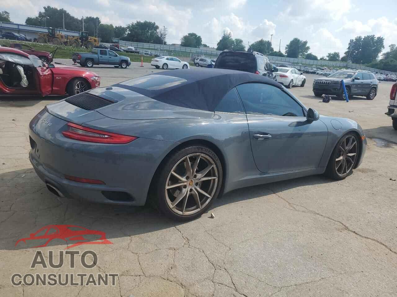 PORSCHE 911 2017 - WP0CA2A97HS142039