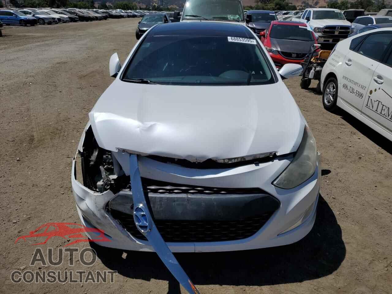 HYUNDAI SONATA 2011 - KMHEC4A4XBA007763