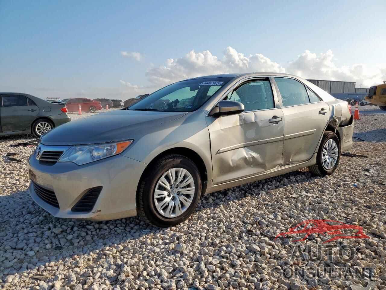 TOYOTA CAMRY 2014 - 4T4BF1FK4ER432274