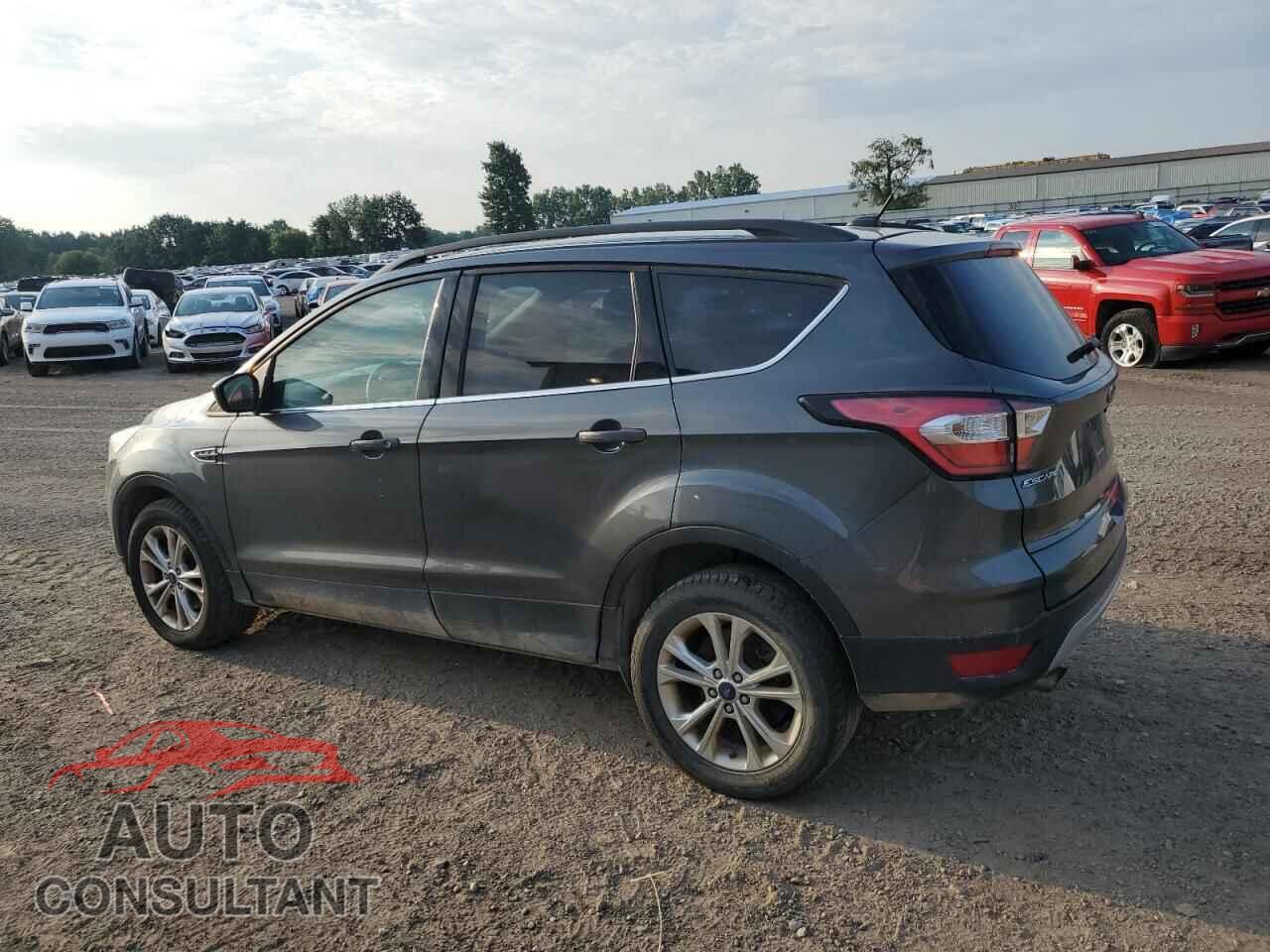 FORD ESCAPE 2017 - 1FMCU9GD1HUC94071