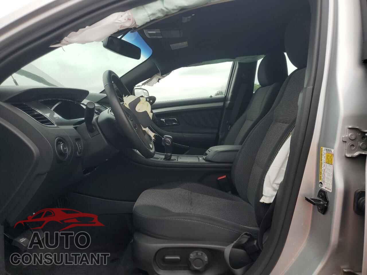 FORD TAURUS 2017 - 1FAHP2E87HG146736