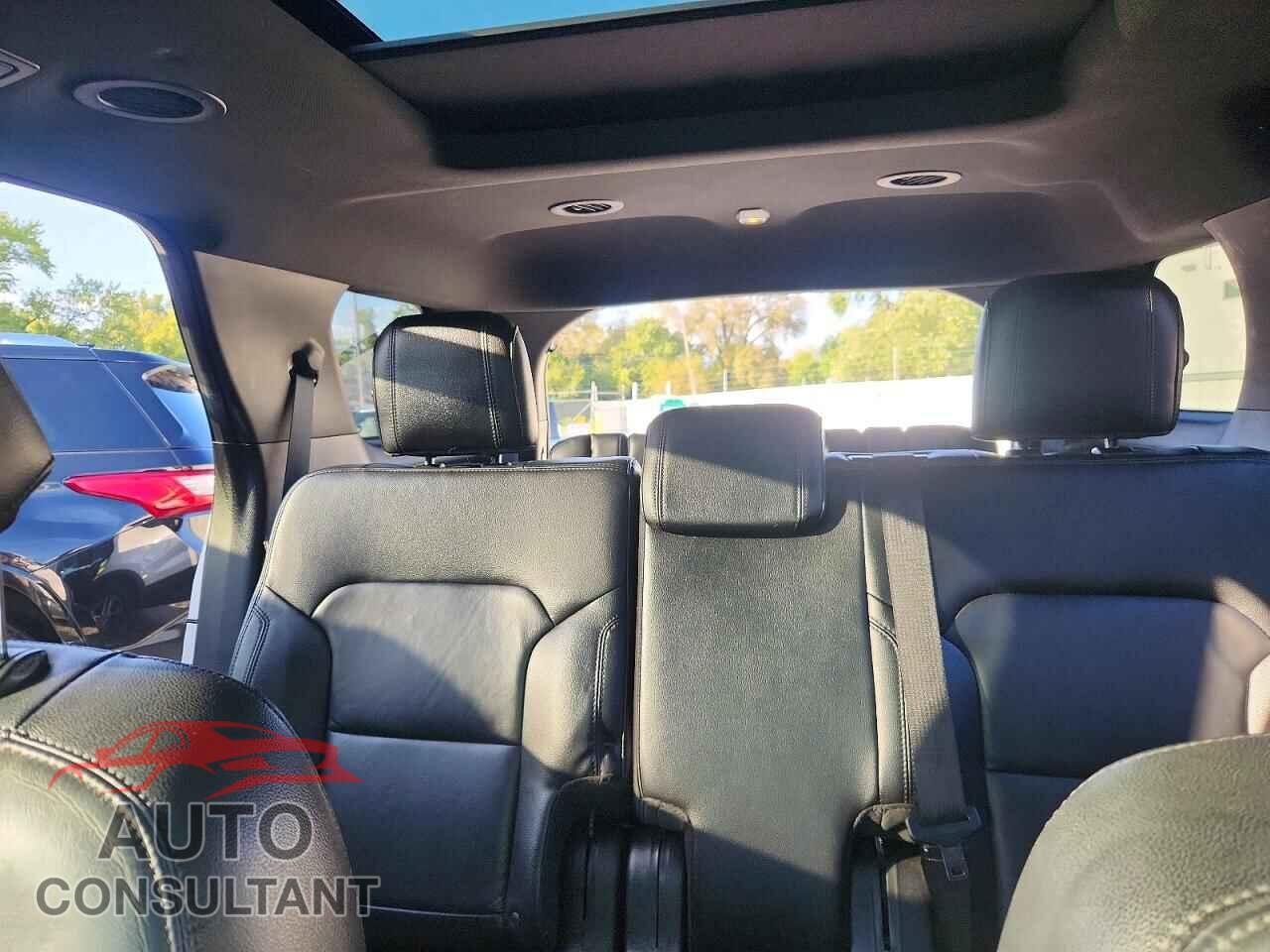 FORD EXPLORER 2016 - 1FM5K8D85GGA83744