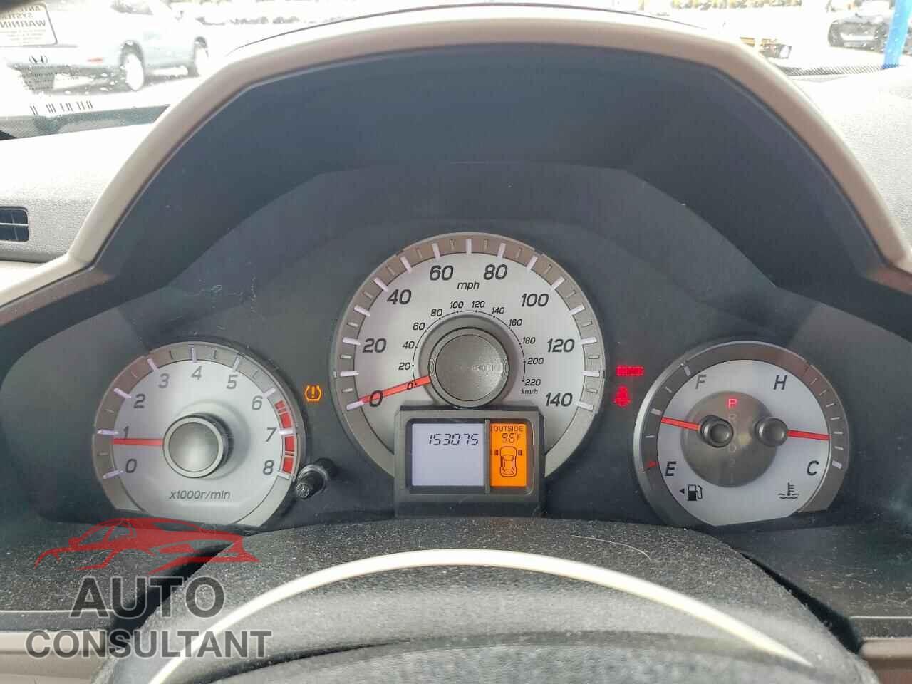 HONDA PILOT 2015 - 5FNYF4H69FB005600