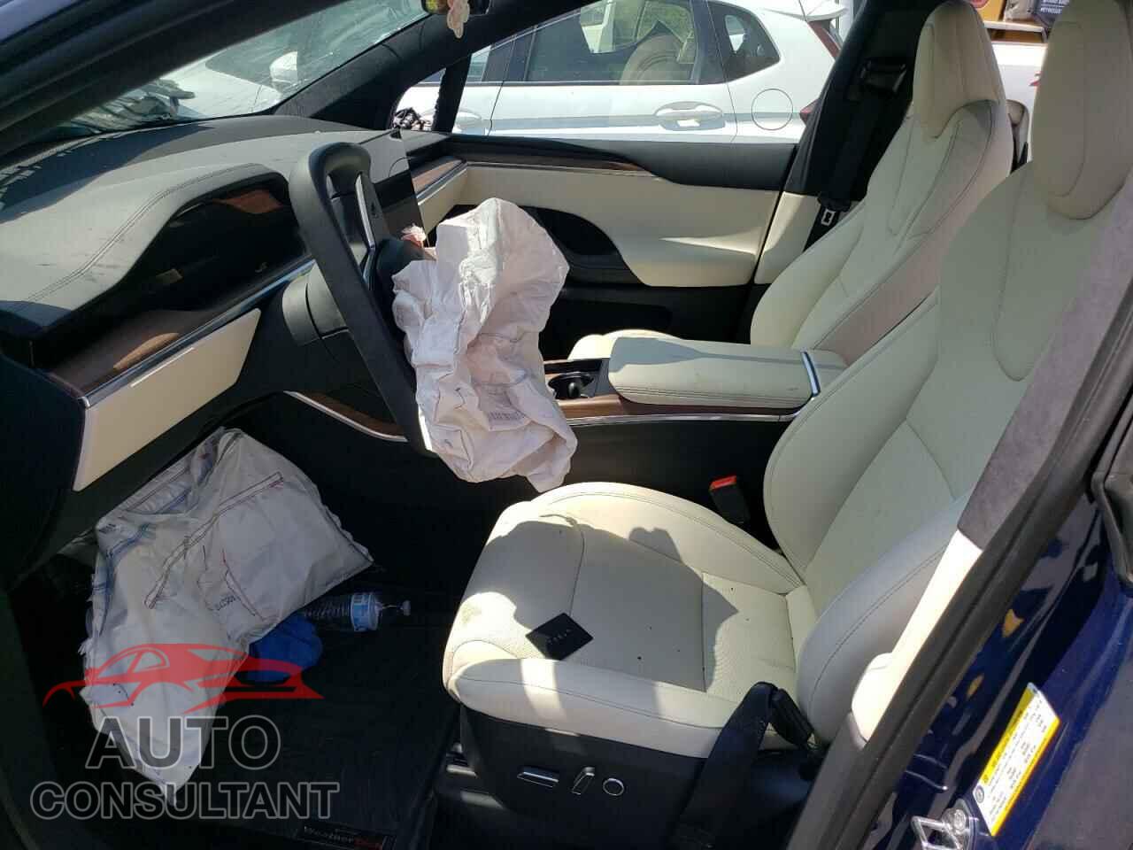 TESLA MODEL X 2024 - 7SAXCDE51RF447763