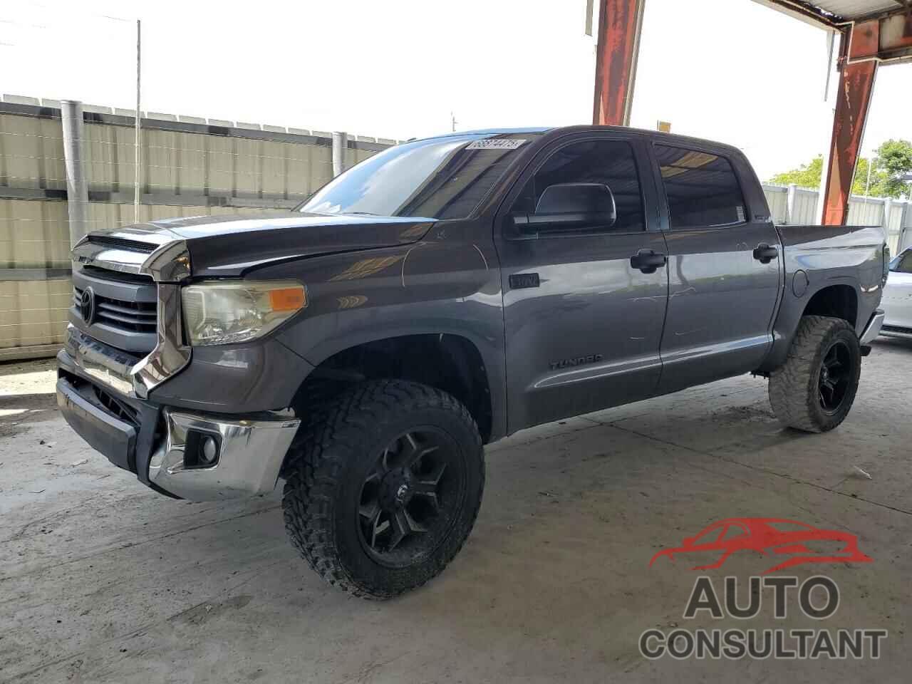 TOYOTA TUNDRA 2015 - 5TFEY5F14FX174181