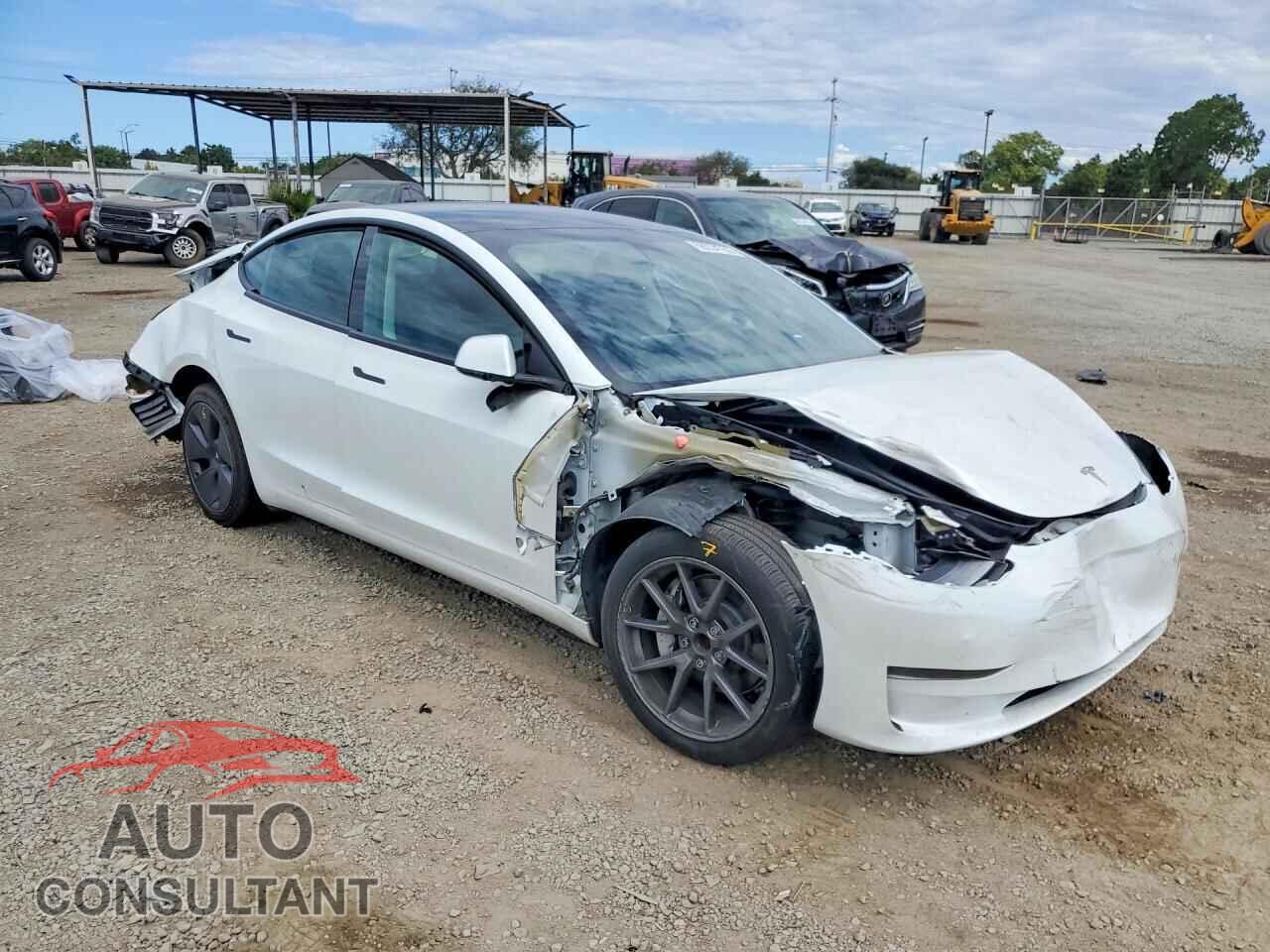TESLA MODEL 3 2023 - 5YJ3E1EA8PF406867