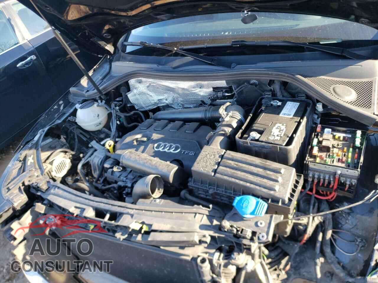 AUDI Q3 2017 - WA1ECCFS9HR008834