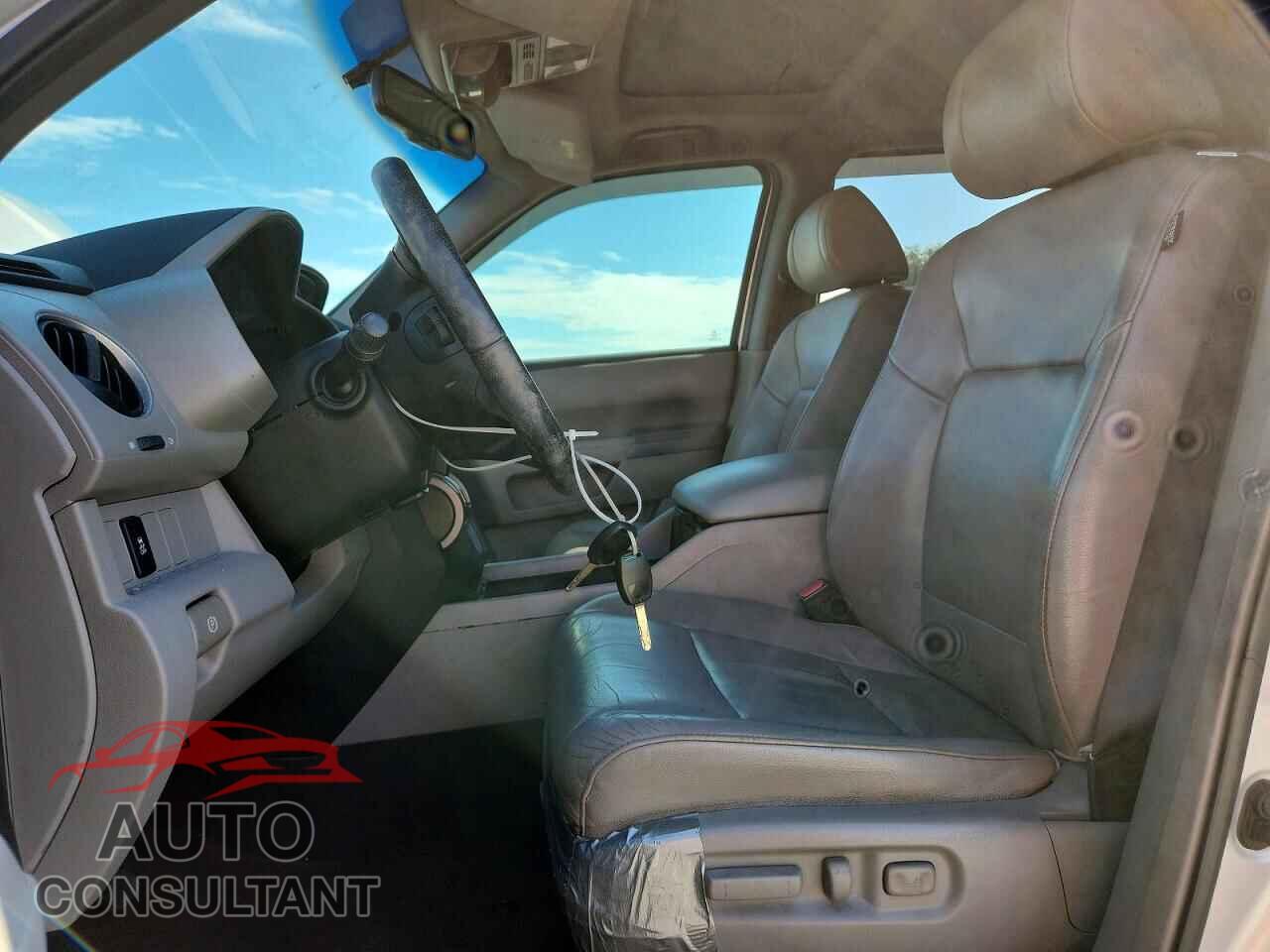 HONDA PILOT 2012 - 5FNYF3H57CB019170