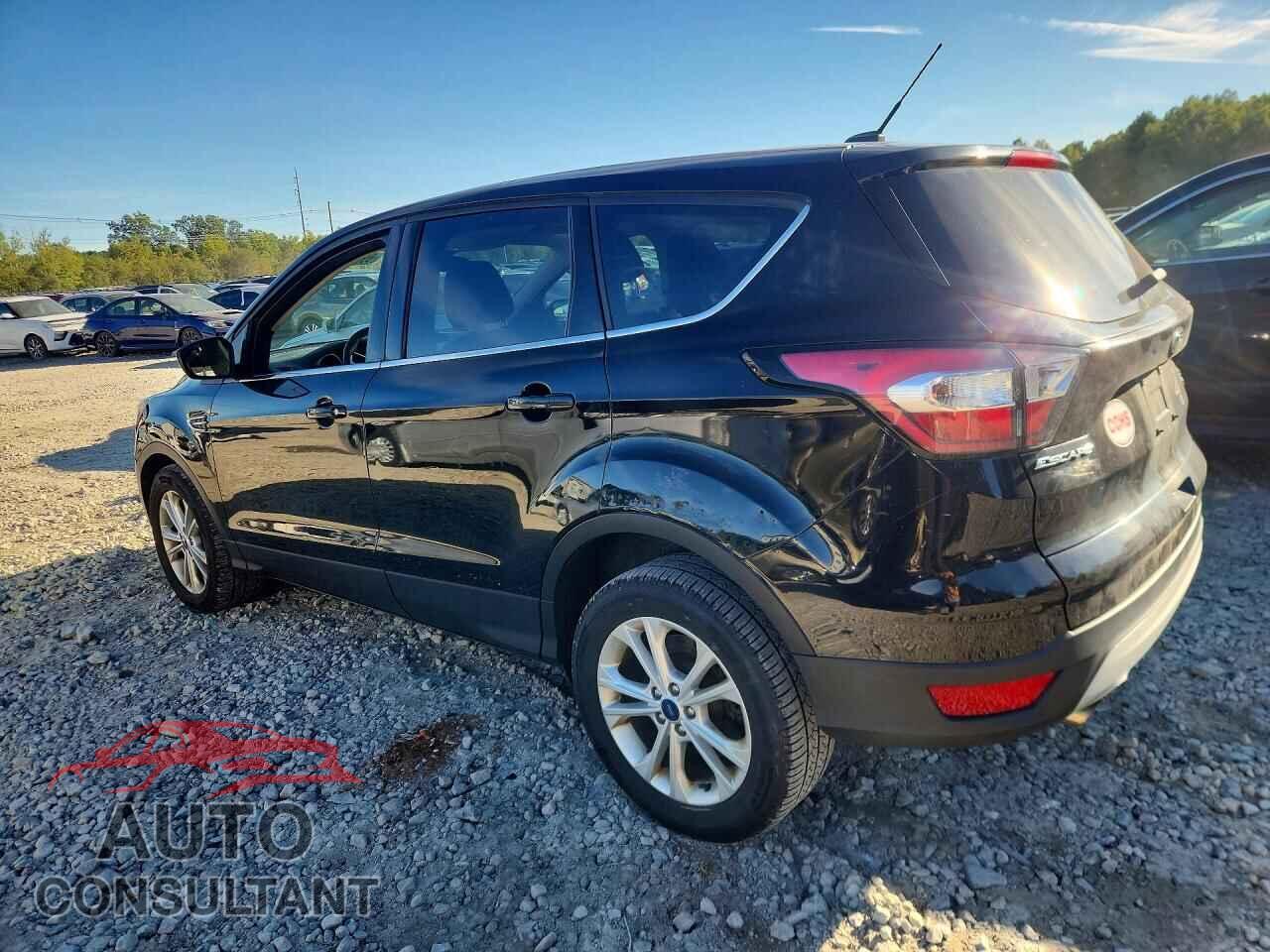 FORD ESCAPE 2017 - 1FMCU9GDXHUD01552