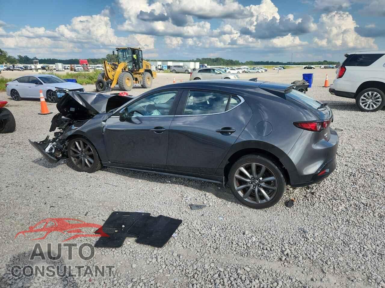 MAZDA 3 2019 - JM1BPBMM2K1135250