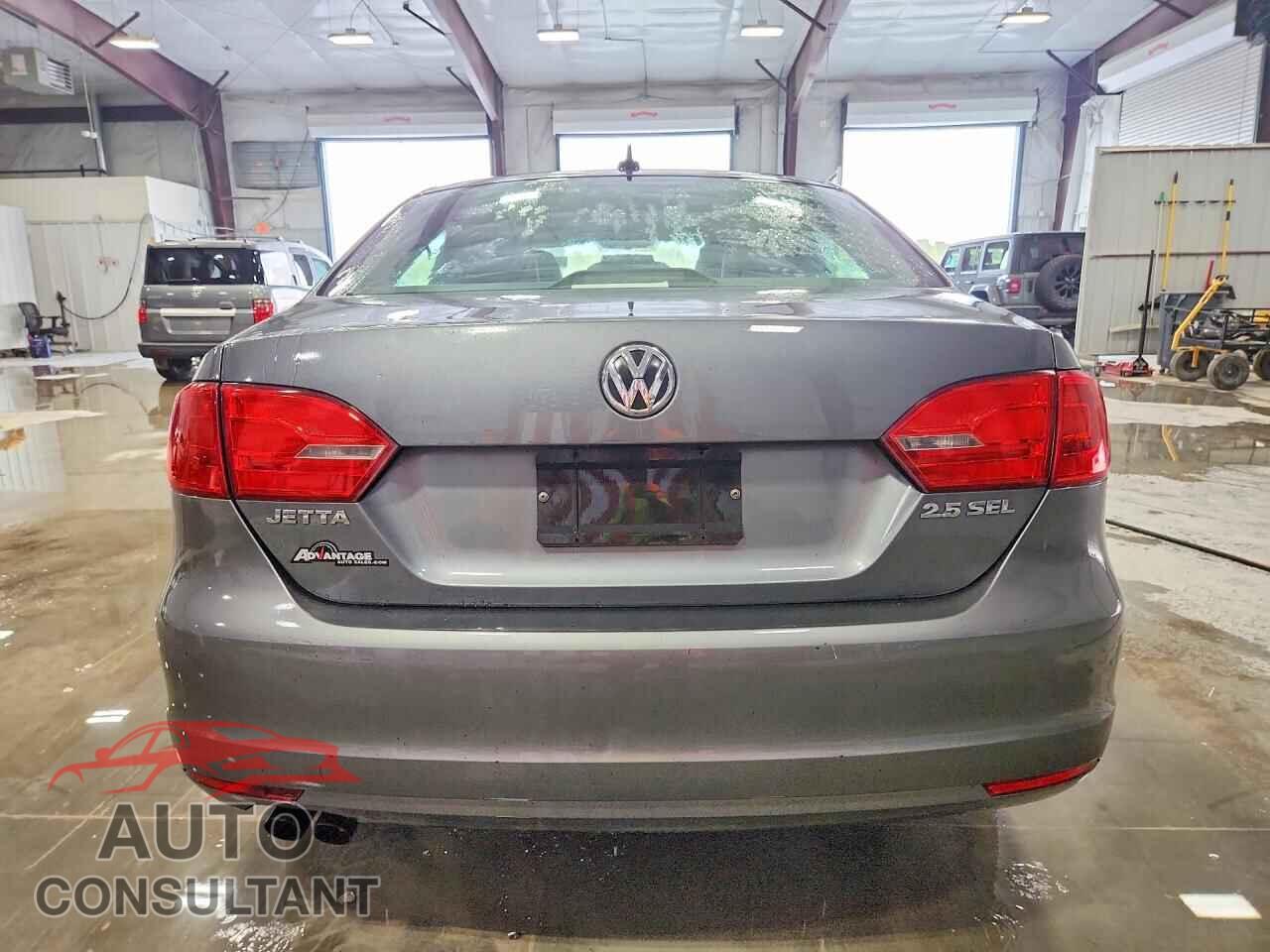 VOLKSWAGEN JETTA 2012 - 3VWLP7AJ7CM006756