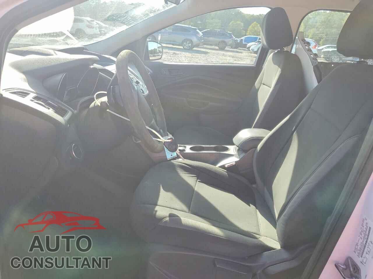FORD ESCAPE 2015 - 1FMCU0F77FUA48582