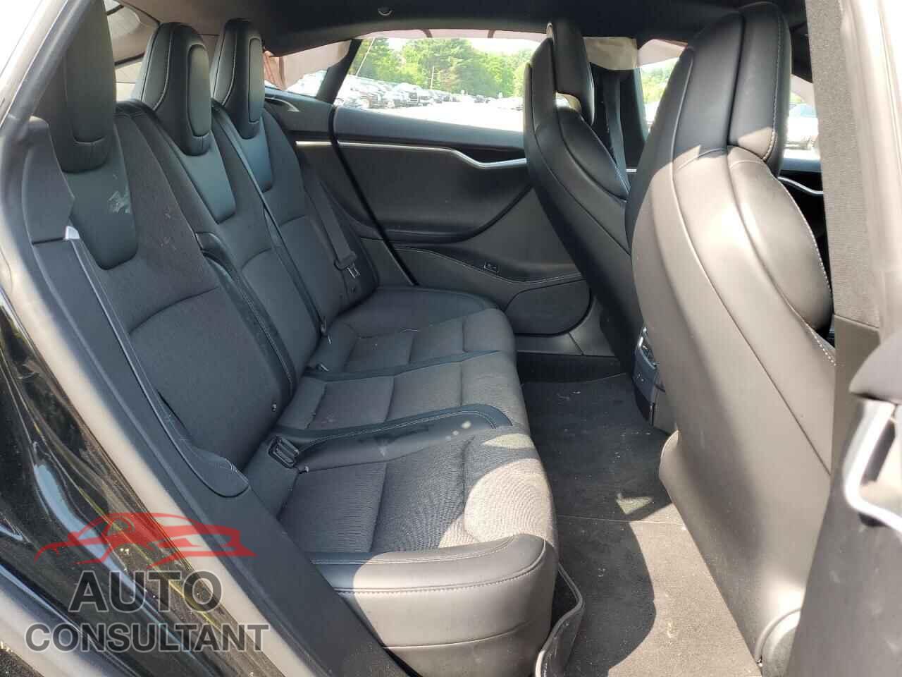 TESLA MODEL S 2018 - 5YJSA1E29JF244674
