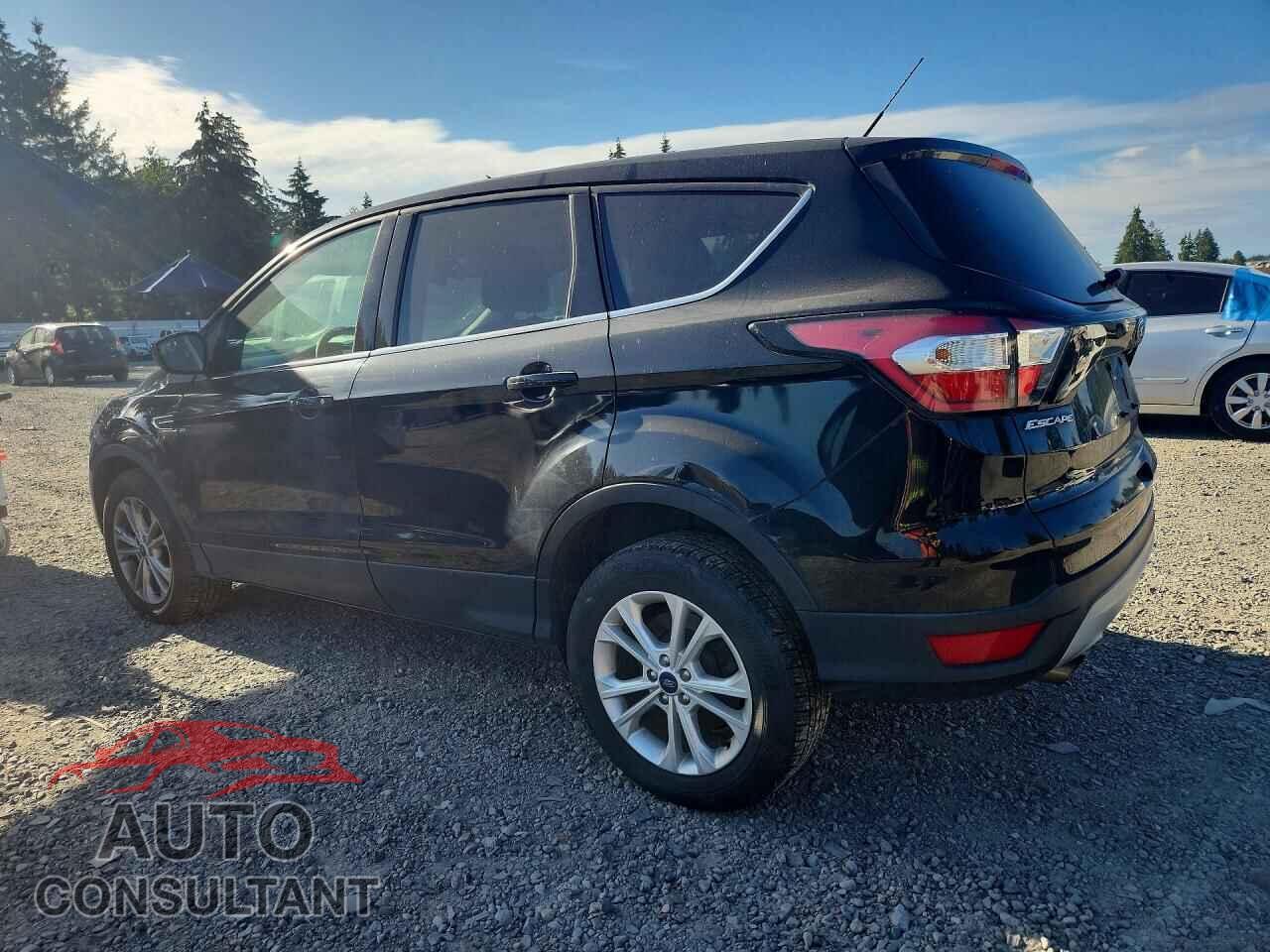 FORD ESCAPE 2017 - 1FMCU9GD2HUC53853
