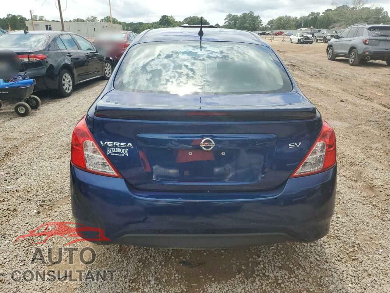 NISSAN VERSA 2019 - 3N1CN7AP3KL815935