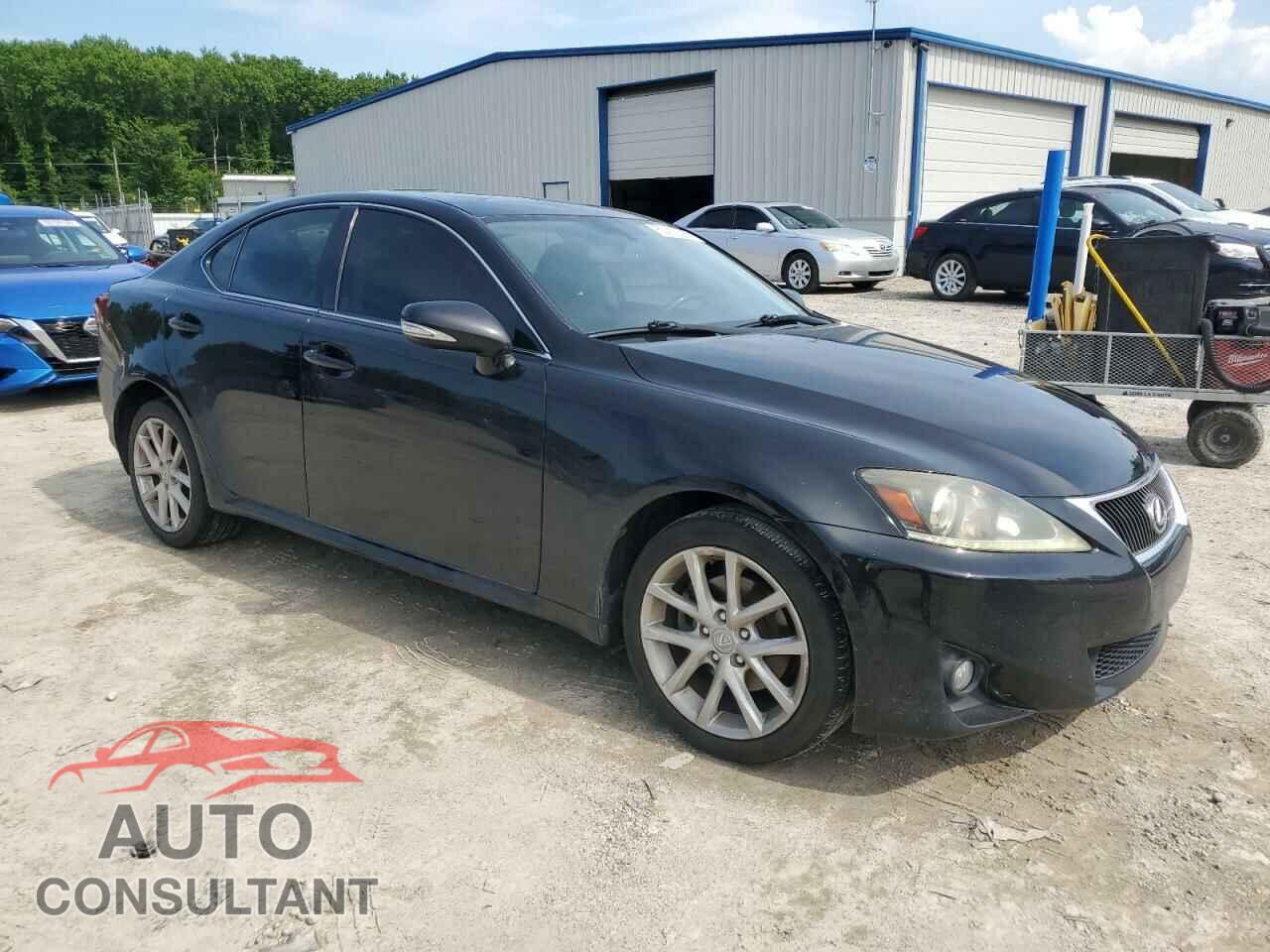LEXUS IS 2011 - JTHCF5C21B5046236