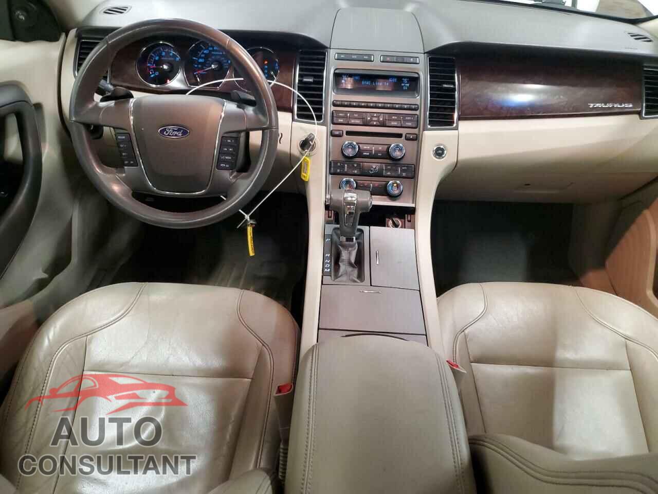 FORD TAURUS 2010 - 1FAHP2EW8AG129805