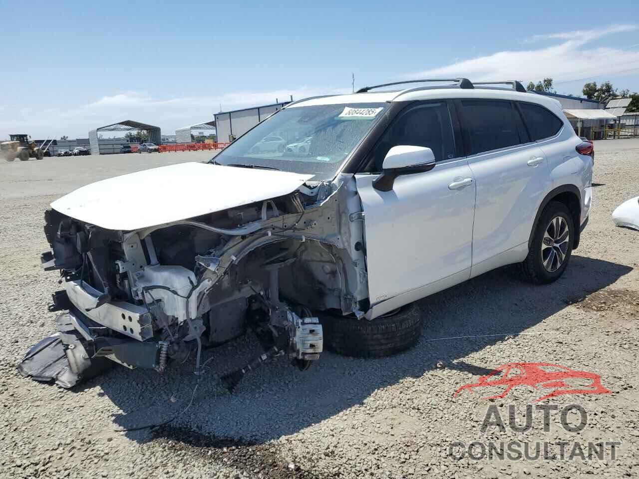 TOYOTA HIGHLANDER 2022 - 5TDHBRCH6NS553761