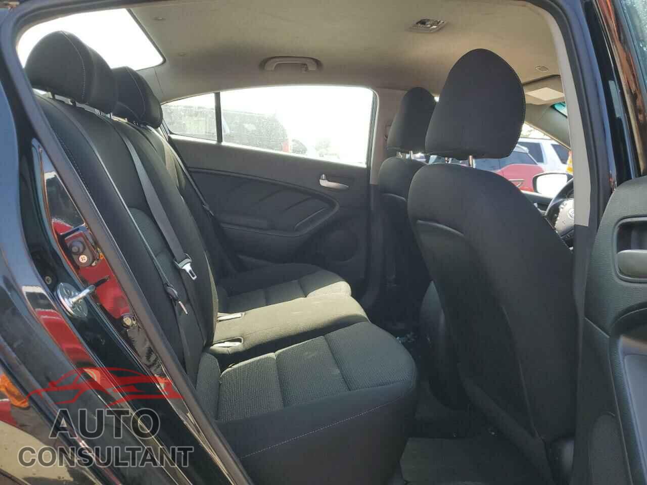 KIA FORTE 2017 - 3KPFK4A78HE012276