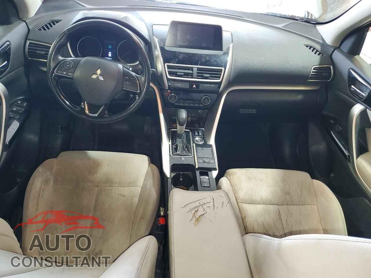 MITSUBISHI ECLIPSE 2018 - JA4AT5AA5JZ040355