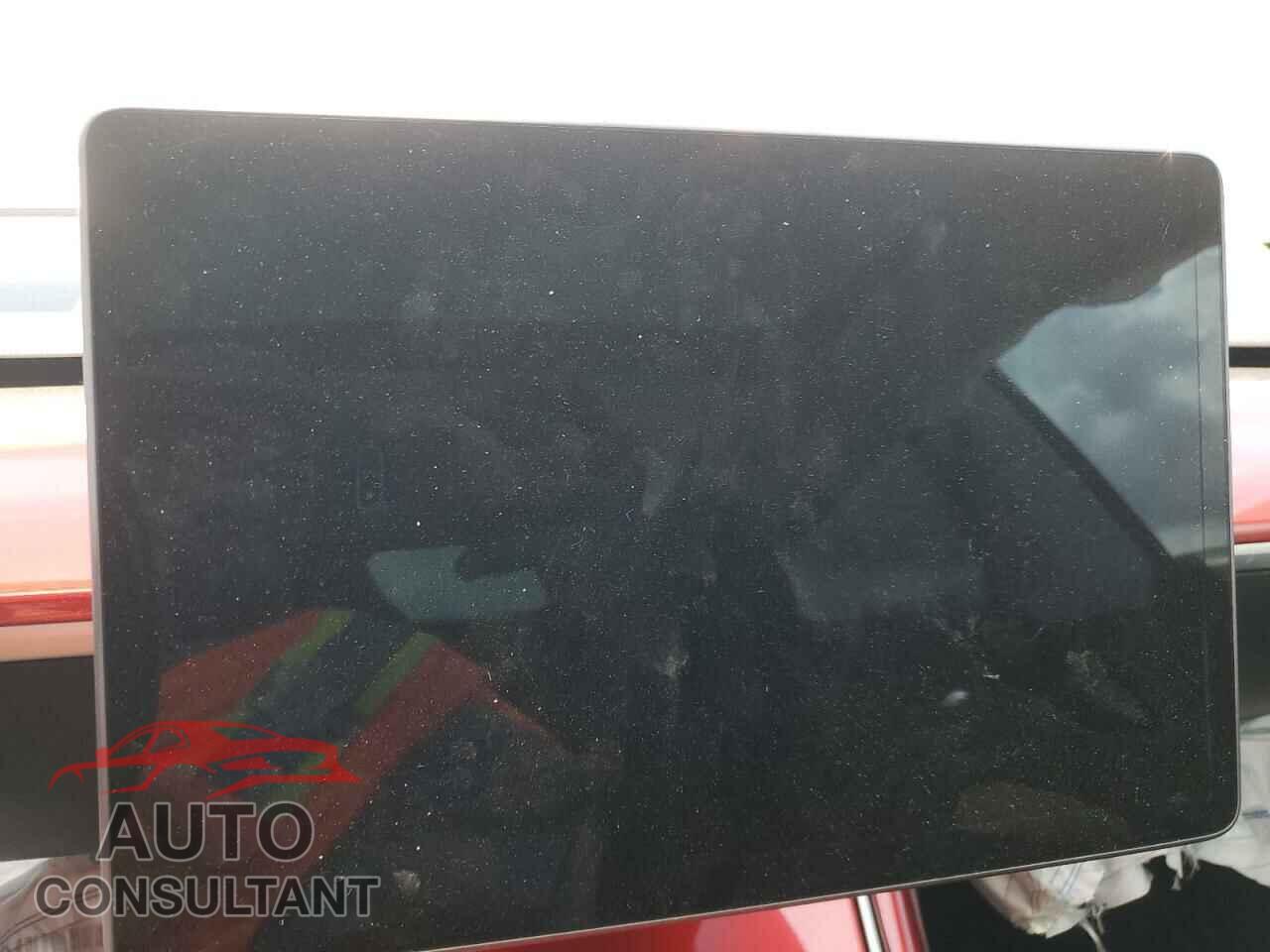 TESLA MODEL 3 2019 - 5YJ3E1EB5KF199078