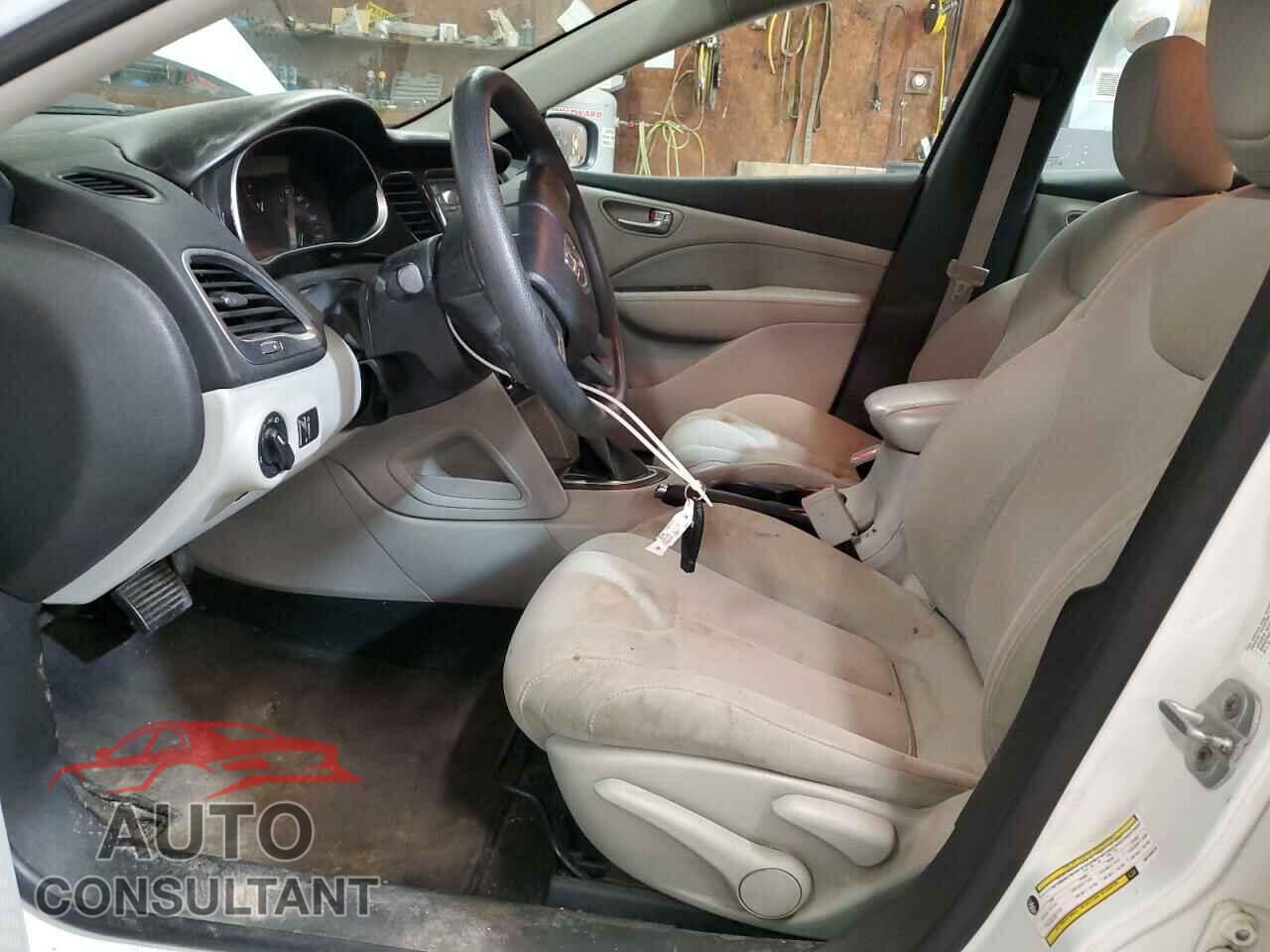 DODGE DART 2013 - 1C3CDFBA9DD103575