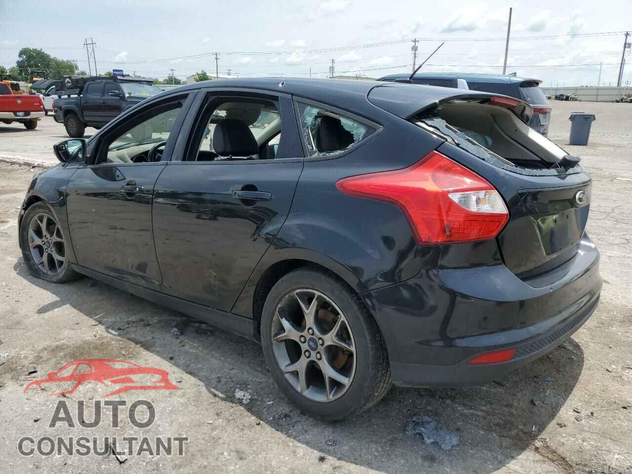 FORD FOCUS 2014 - 1FADP3K2XEL196487