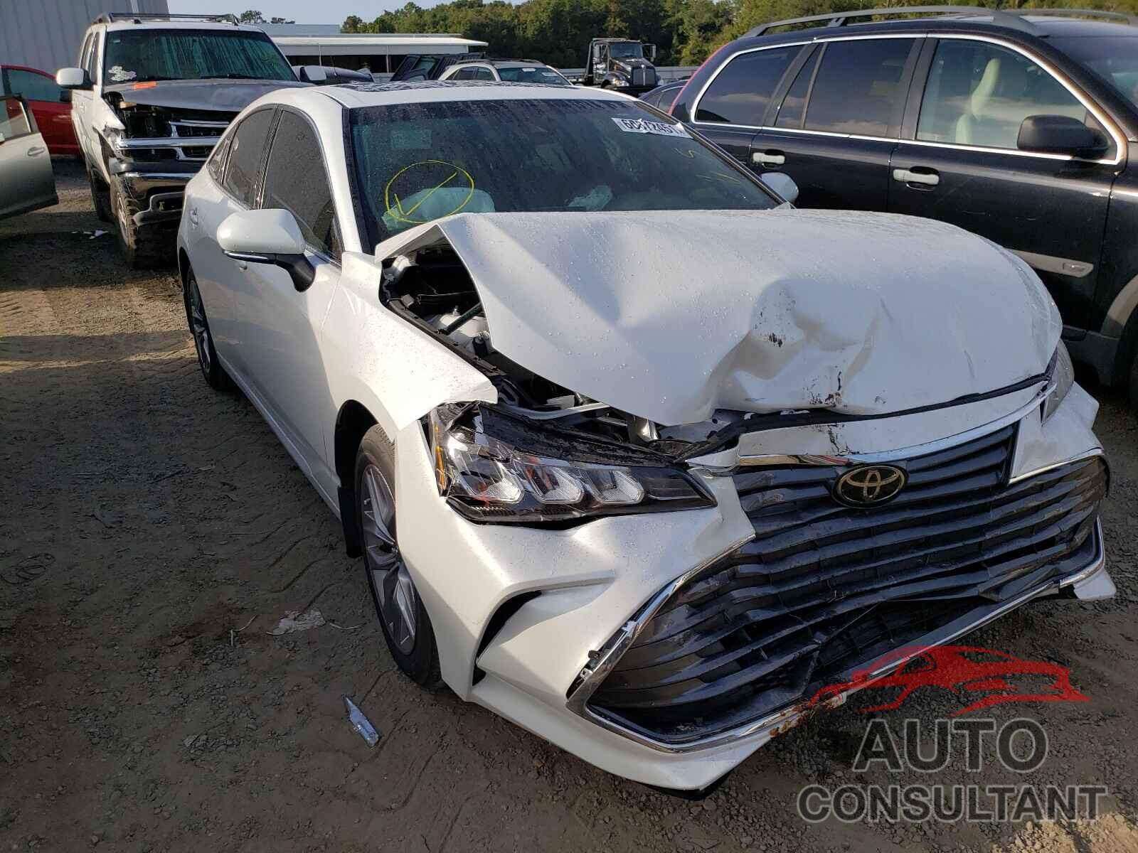 TOYOTA AVALON 2020 - 4T1AZ1FB8LU044457