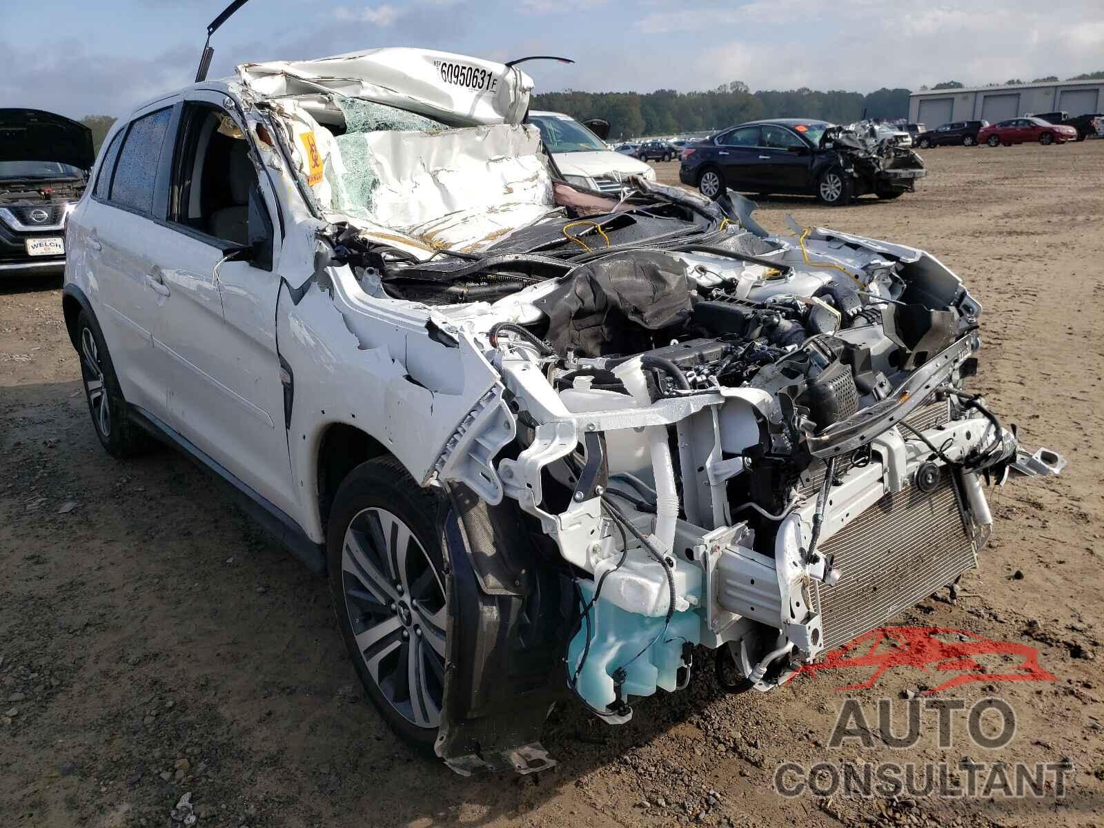 MITSUBISHI OUTLANDER 2021 - JA4APUAU1MU023756