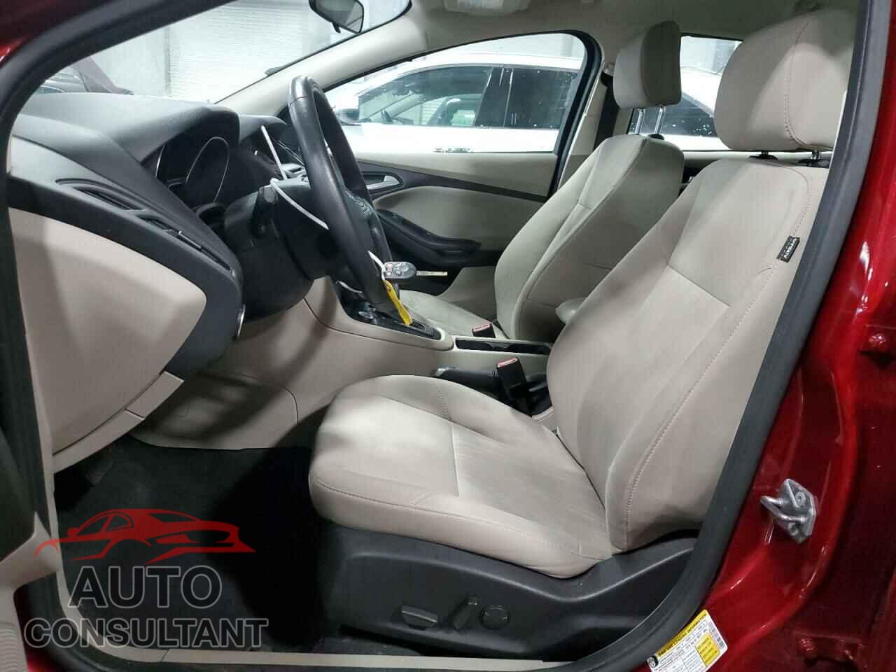 FORD FOCUS 2016 - 1FADP3F23GL282091