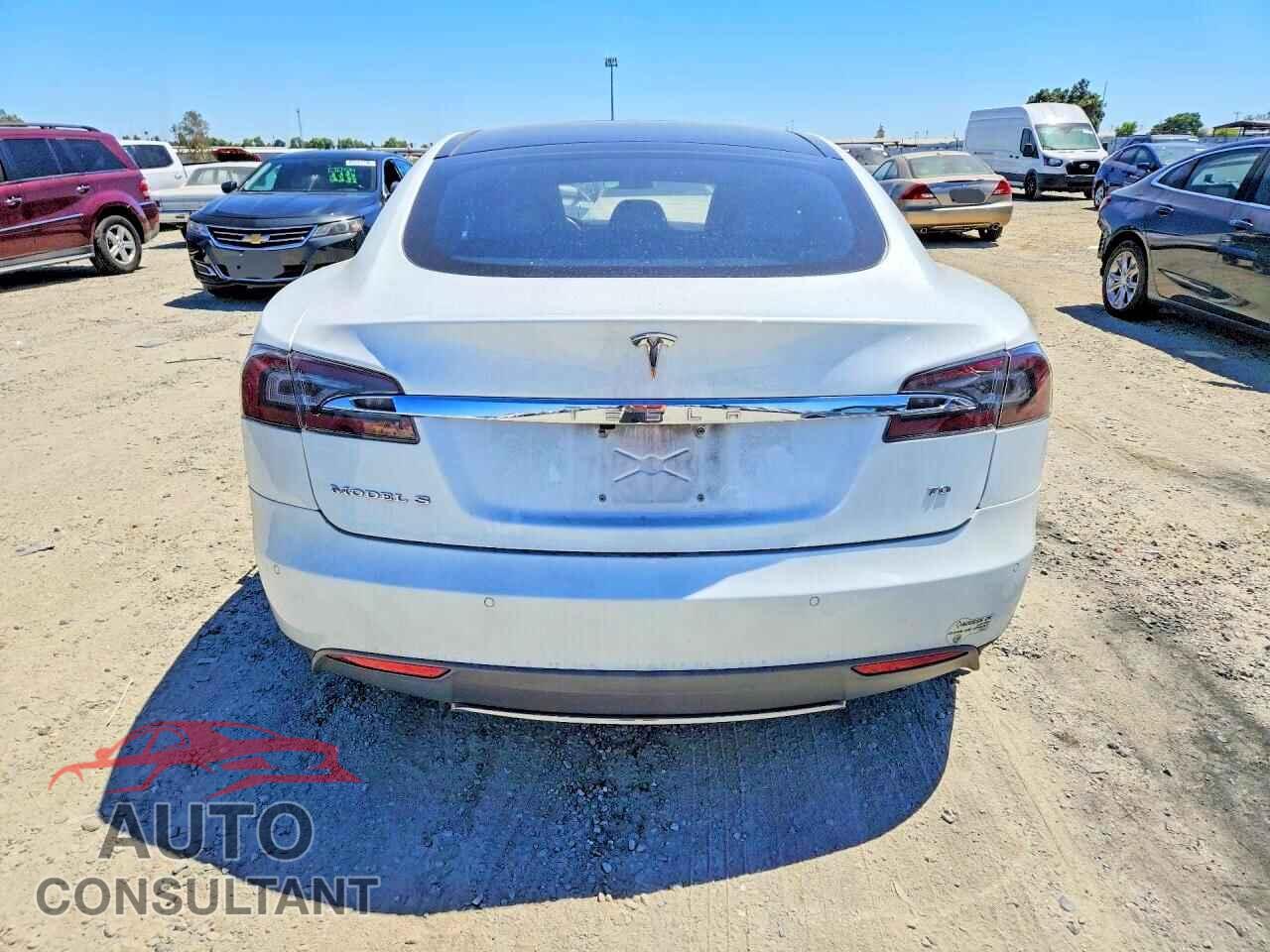 TESLA MODEL S 2015 - 5YJSA1S10FF099415