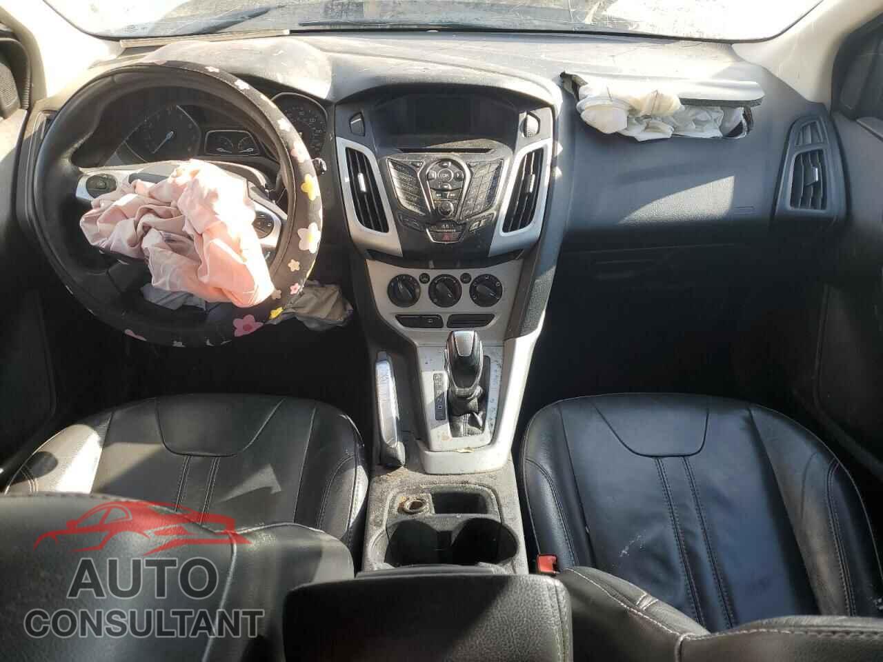 FORD FOCUS 2014 - 1FADP3K23EL150953