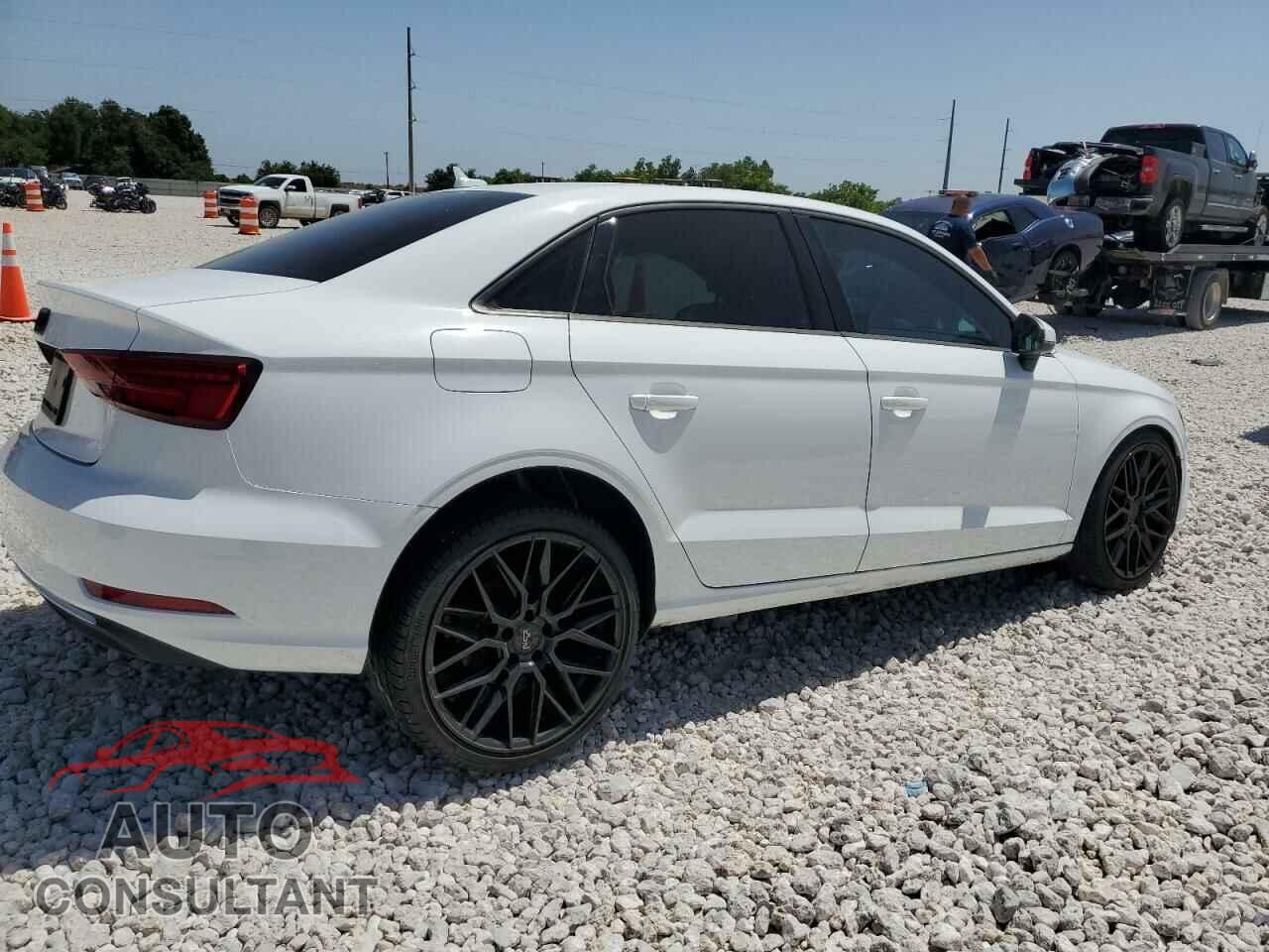 AUDI A3 2017 - WAUAUGFF6H1081005