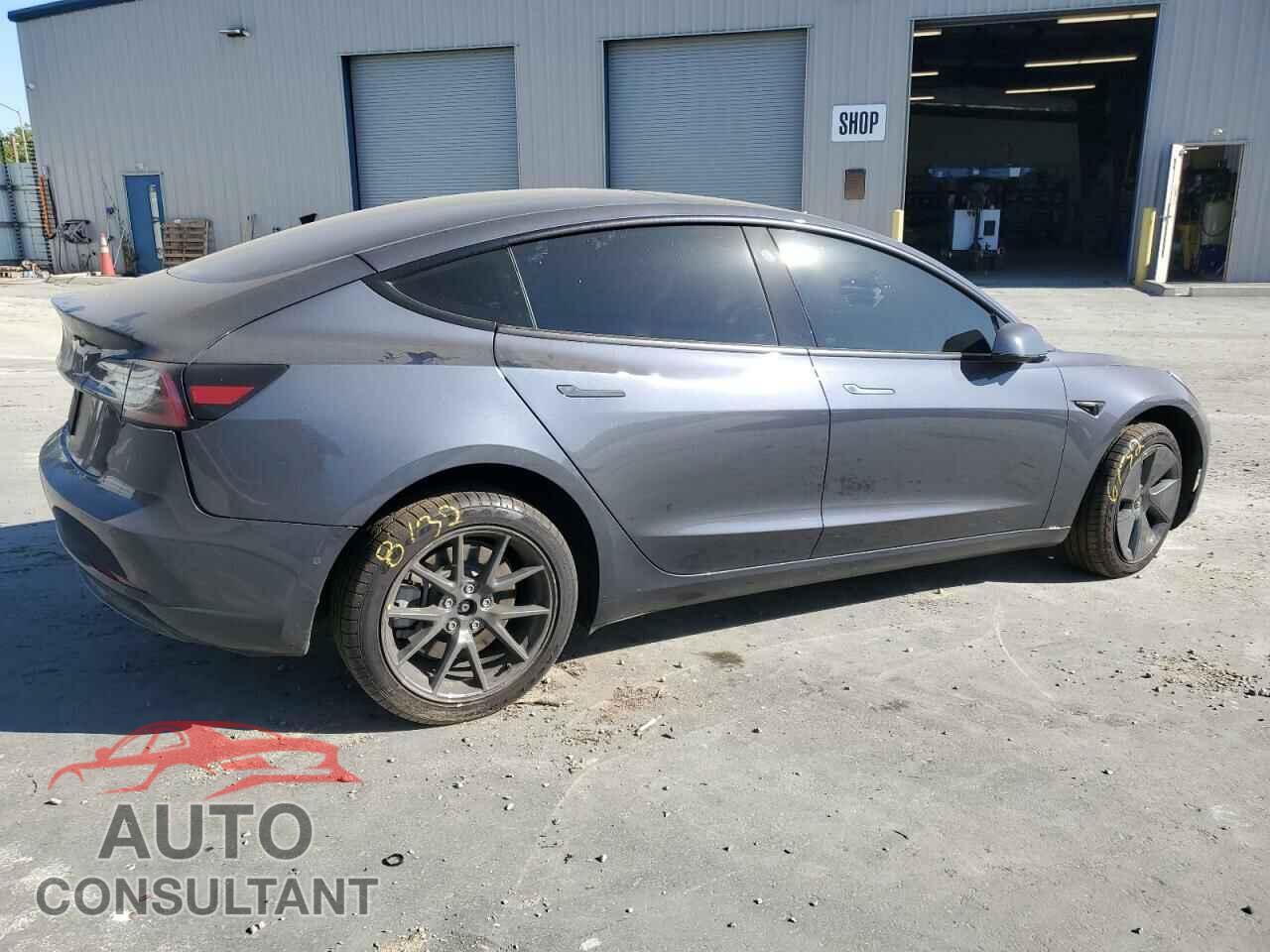 TESLA MODEL 3 2022 - 5YJ3E1EA7NF375236