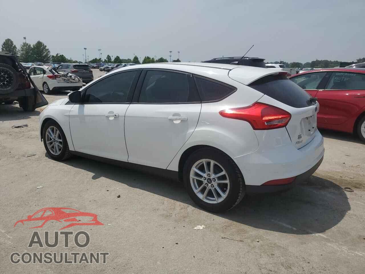 FORD FOCUS 2015 - 1FADP3K27FL242083